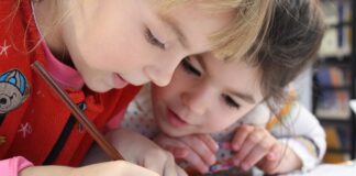 Czy można uczyć języka bez studiów?