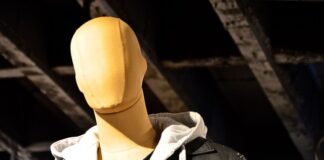 Czy nazwą sklepu internetowego musi być taka sama jak nazwą firmy?