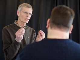 Jak rozmawiać z osoba chora na psychozę?